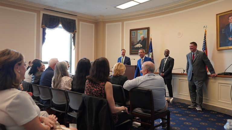 54598797250 679dea7ea2 c