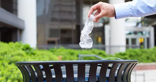 womanonairplane 370x195